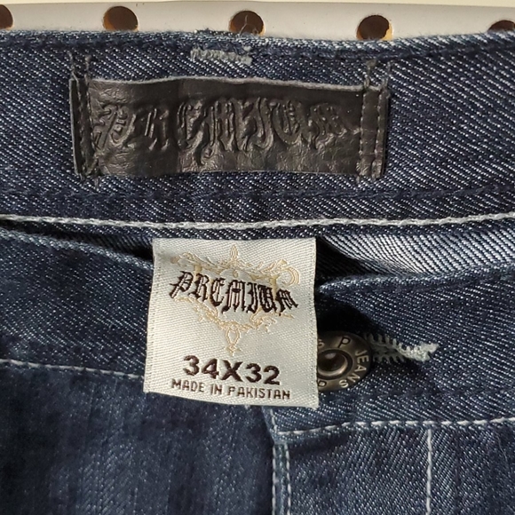 Jeans - Picture 4 of 4